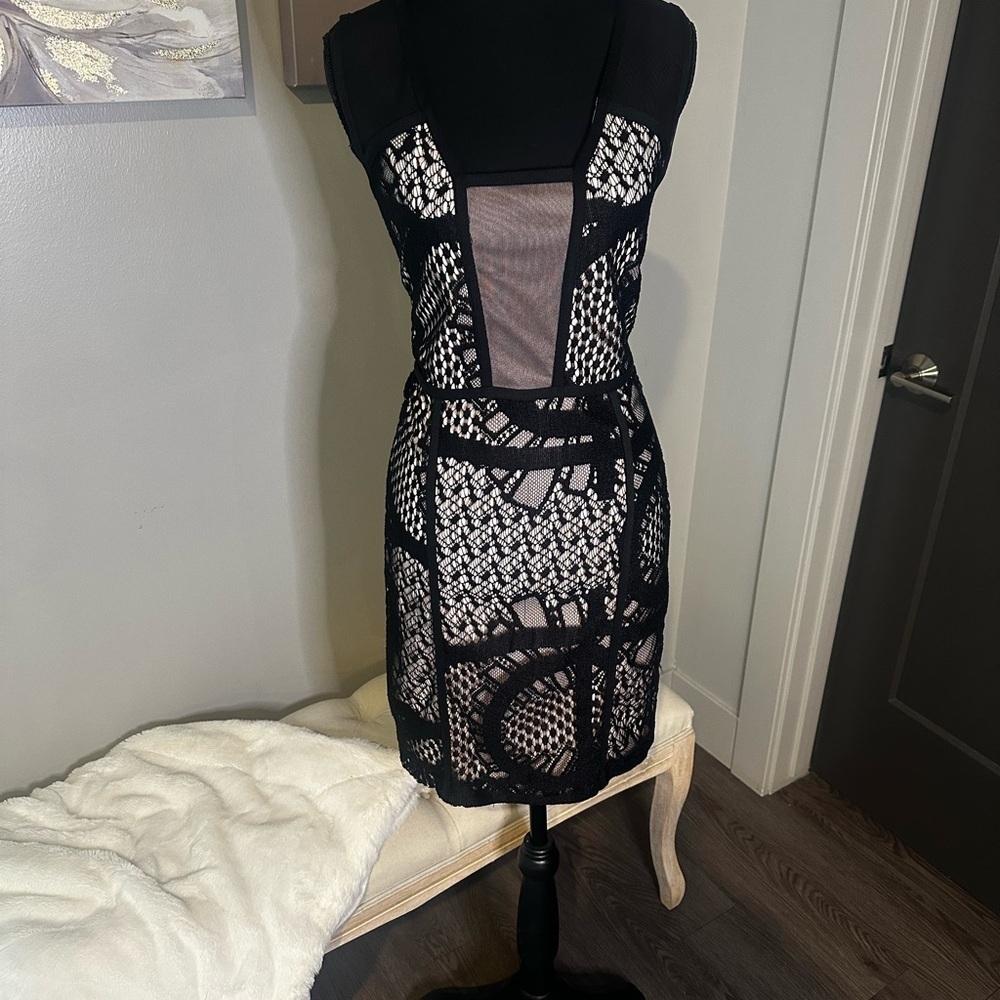 NWT Elegant Black Lace Overlay Cocktail Dress size 10